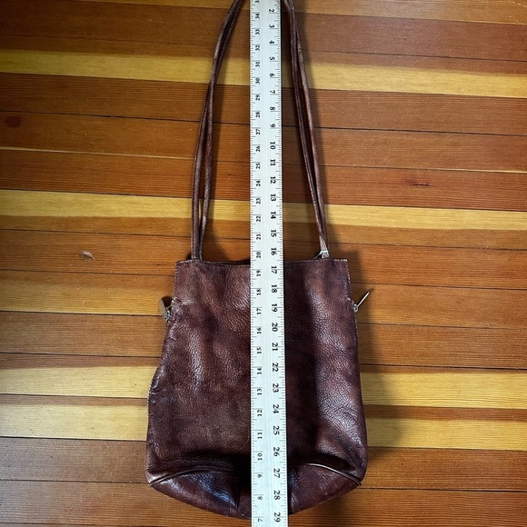 Vintage Leather Shoulder Bag - Picture 7 of 7